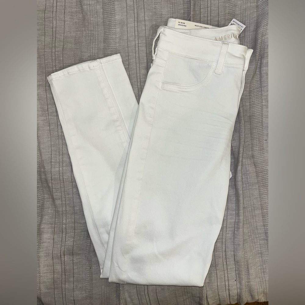 NWT American Eagle Hi-Rise Jeggings